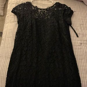 Short lace dress